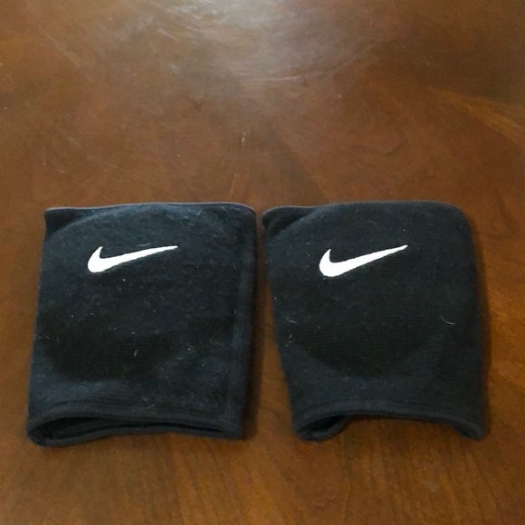 Nike Knee Pads